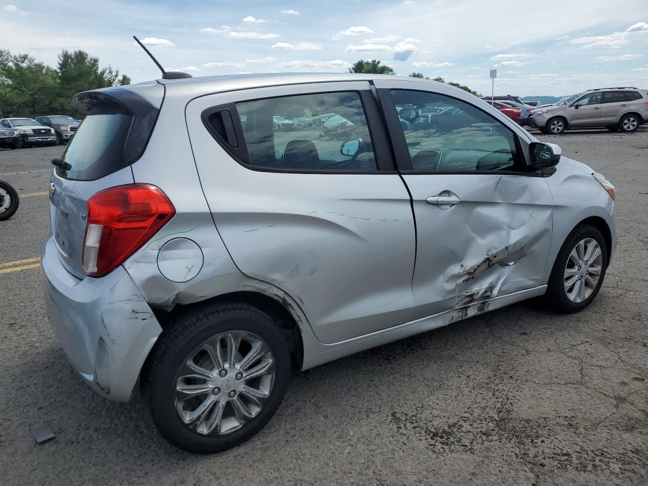 KL8CD6SA5HC827652 2017 Chevrolet Spark 1Lt