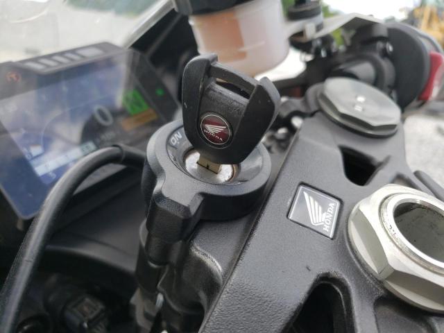 2017 HONDA CBR1000 RR JH2SC770XHK000934