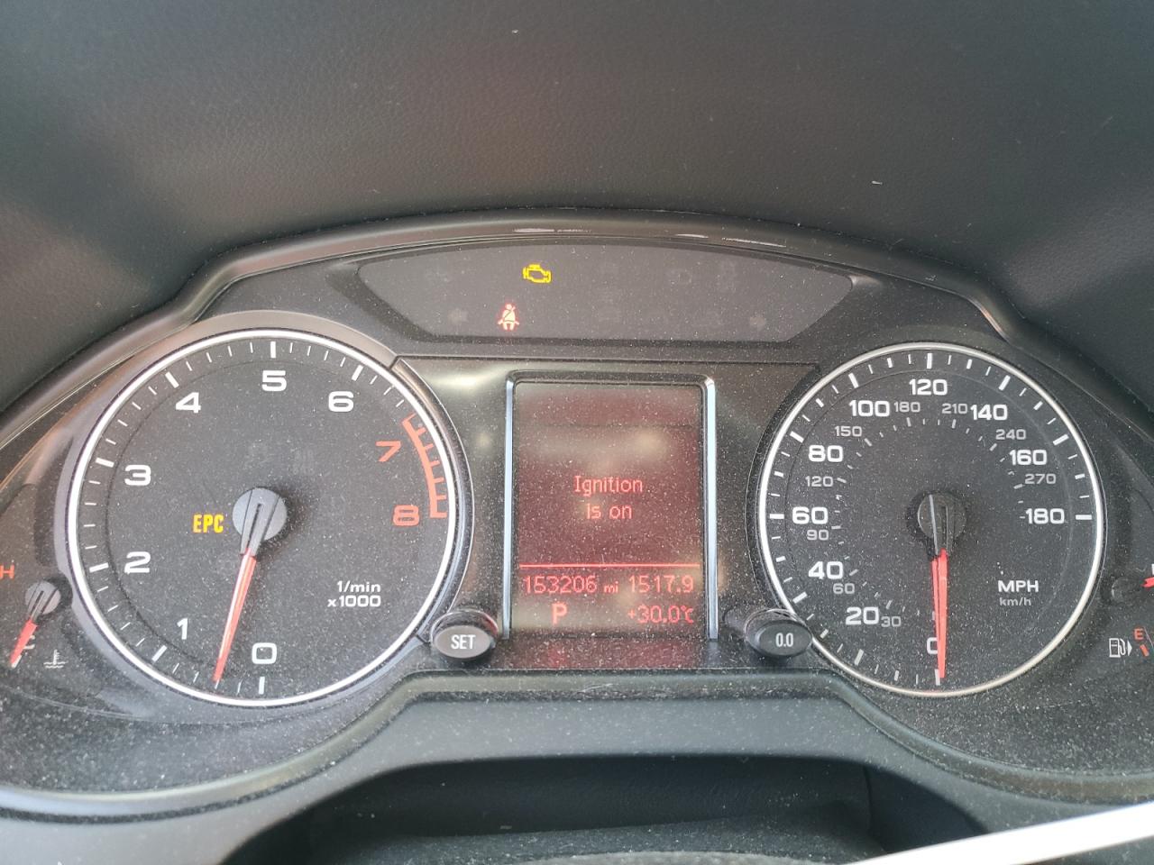 WA1CFAFPXBA008314 2011 Audi Q5 Premium