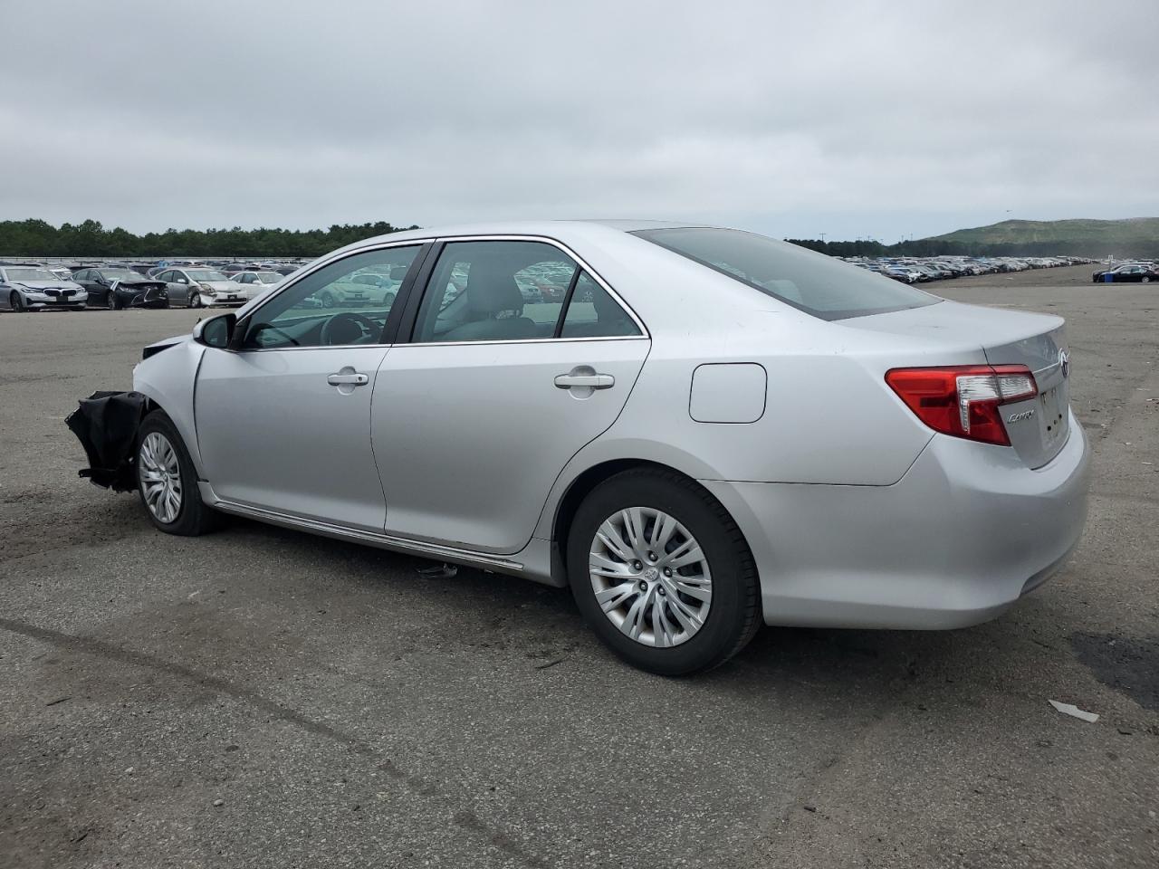 4T4BF1FKXER375708 2014 Toyota Camry L