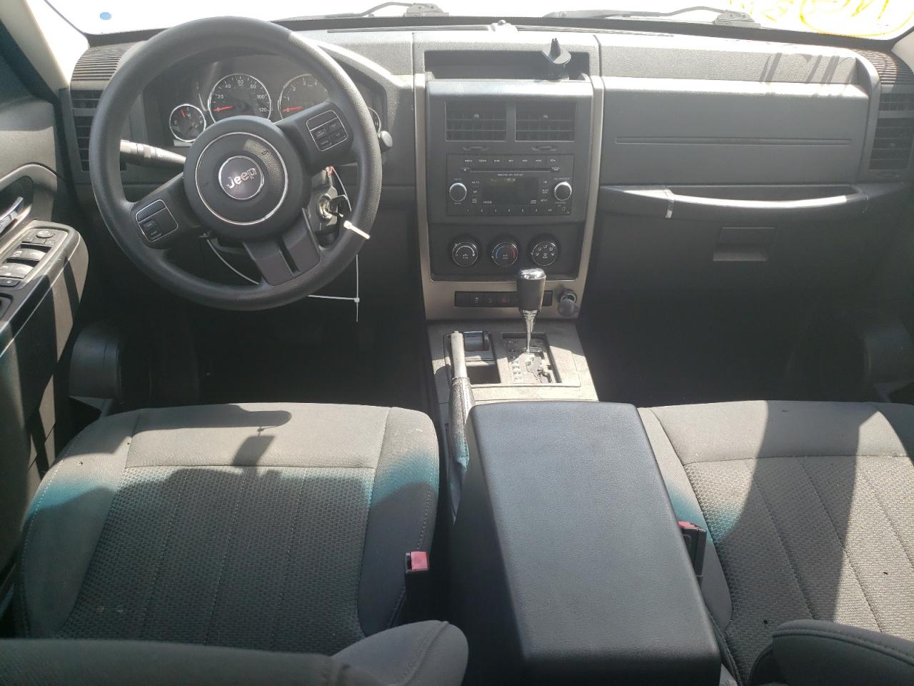 2012 Jeep LIBERTY, SPORT