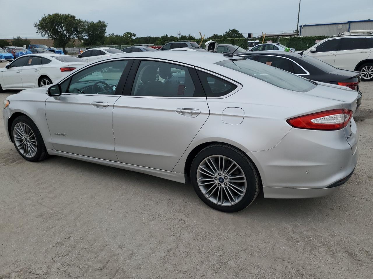 2013 Ford Fusion Se Hybrid vin: 3FA6P0LU1DR171968