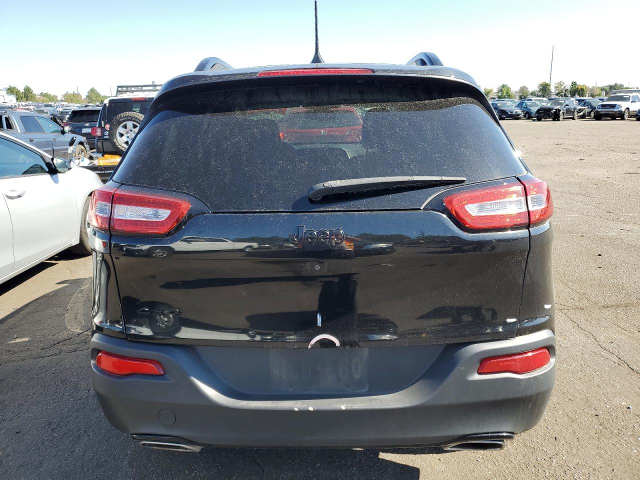 1C4PJMCS0GW210623 2016 Jeep Cherokee Latitude