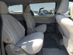 TOYOTA SIENNA LE photo