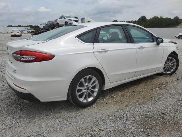 VIN 3FA6P0HDXKR130180 2019 Ford Fusion, SE no.3