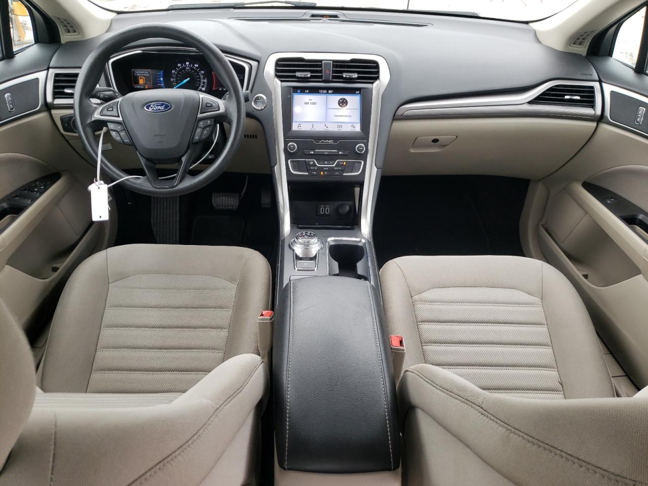 3FA6P0H79KR218535 2019 Ford Fusion Se