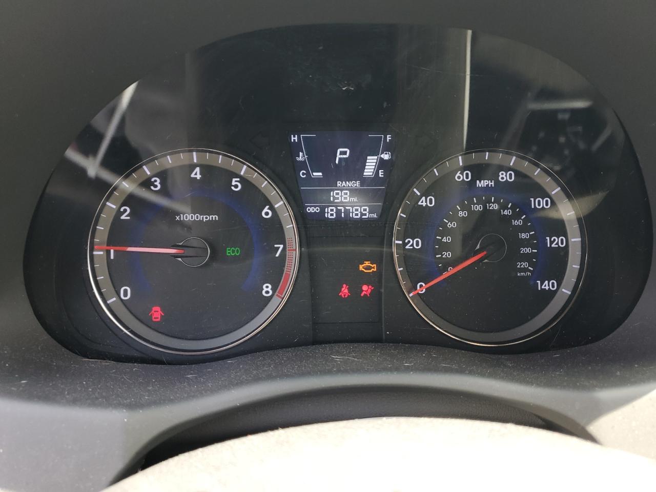 KMHCU4AE9EU737342 2014 Hyundai Accent Gls