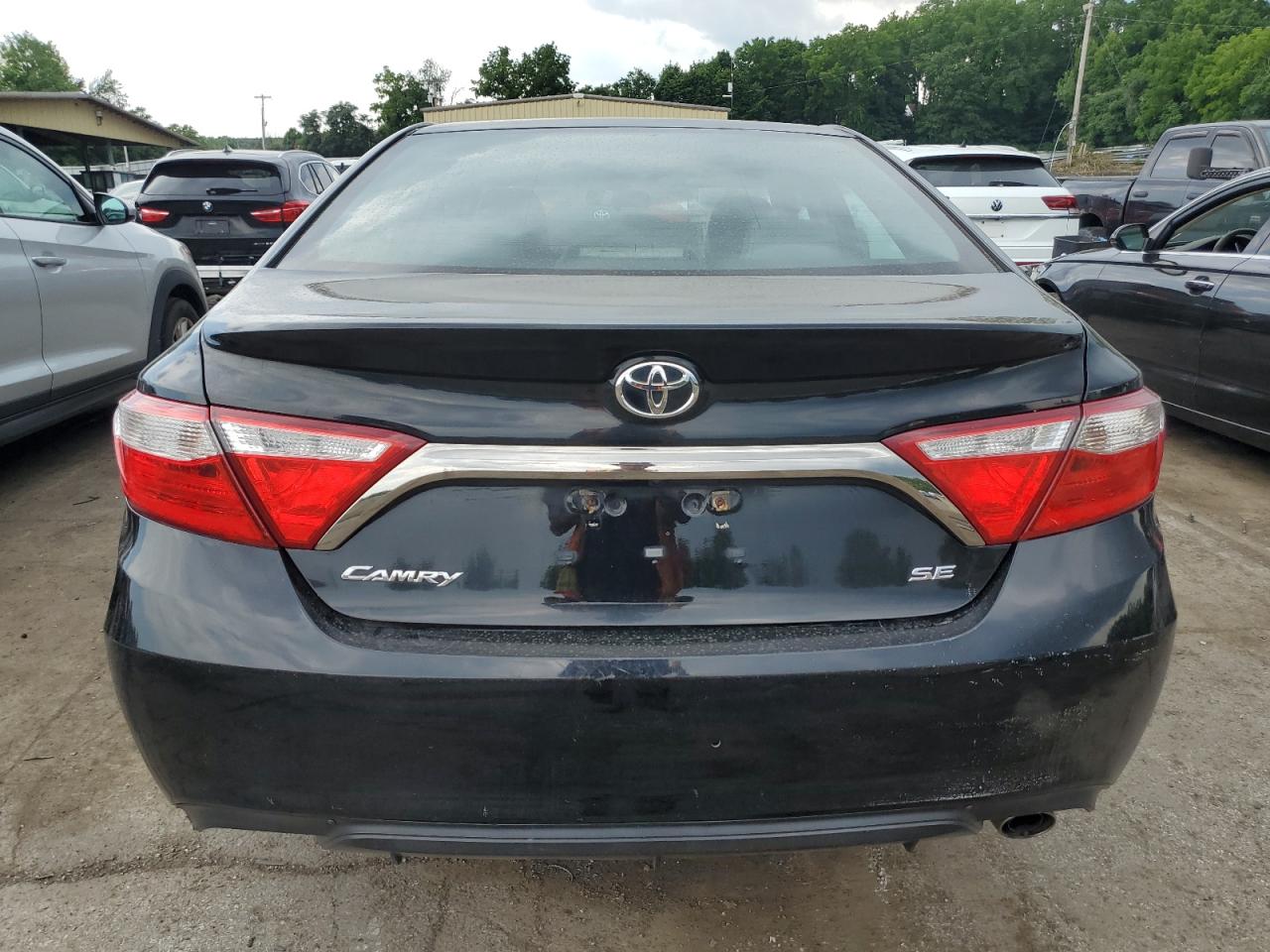 2016 Toyota Camry Le vin: 4T1BF1FK2GU504960