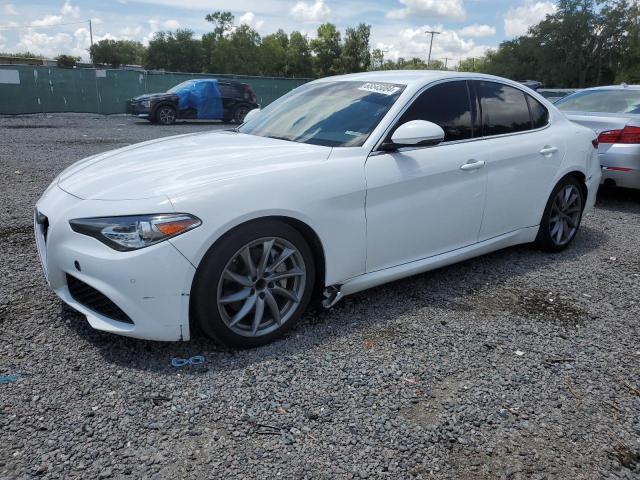 VIN ZARFAEBN5J7563363 2018 Alfa Romeo Giulia no.1