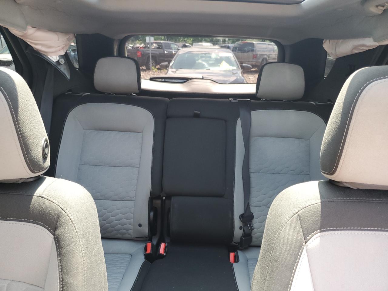 3GNAXVEX3KS575764 2019 Chevrolet Equinox Lt