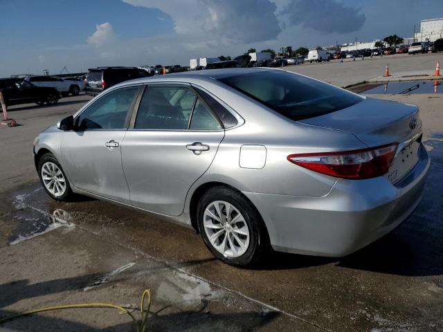 4T1BF1FK0FU927390 2015 TOYOTA CAMRY - Image 2