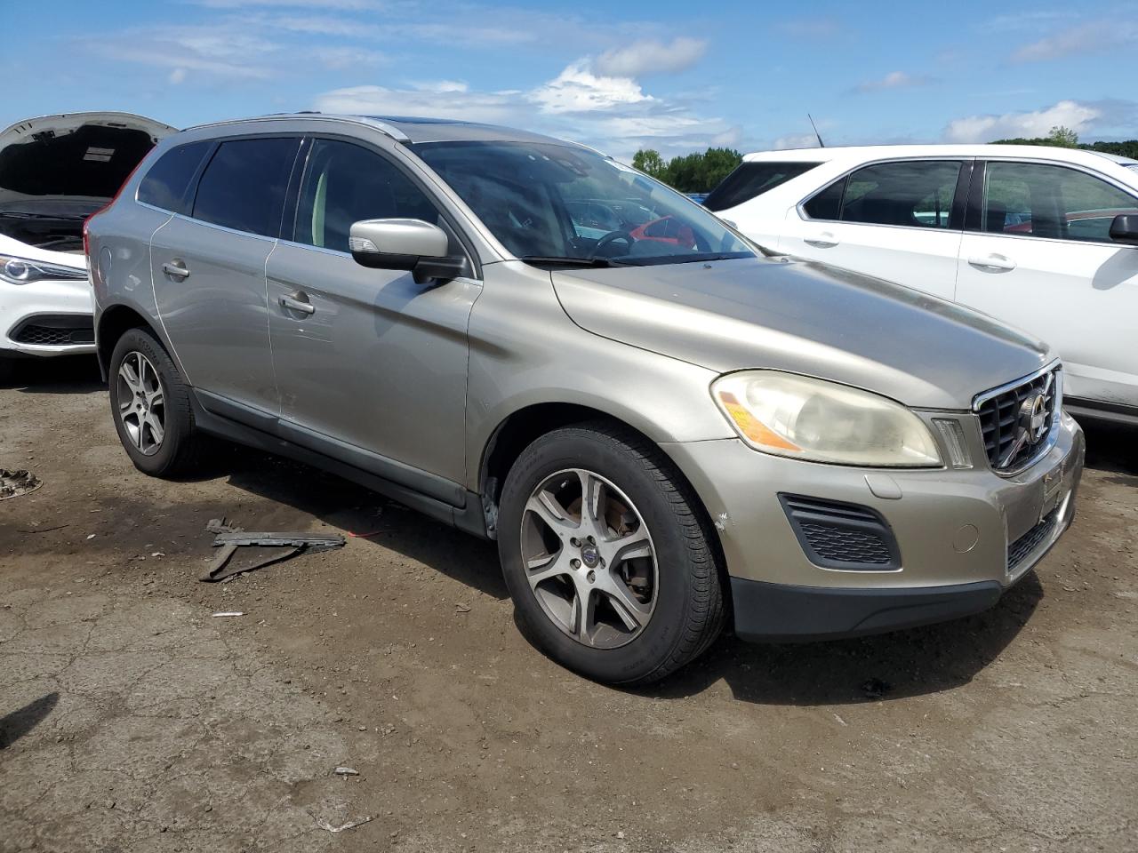 YV4902DZ3B2180476 2011 Volvo Xc60 T6