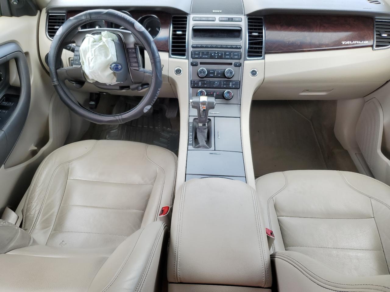 1FAHP2EW1CG137263 2012 Ford Taurus Sel