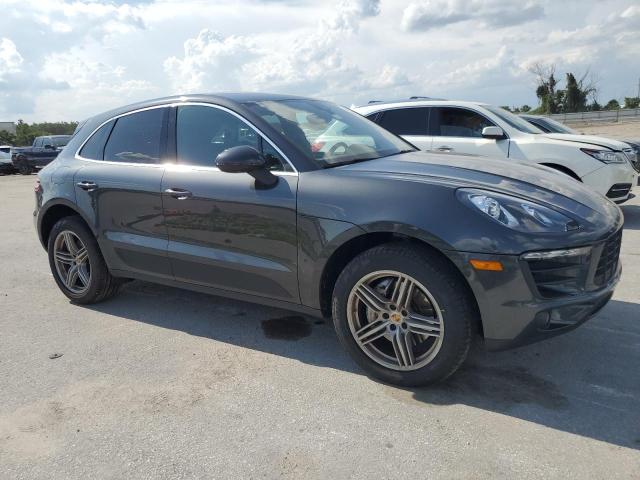 VIN WP1AB2A5XJLB30337 2018 Porsche Macan, S no.4