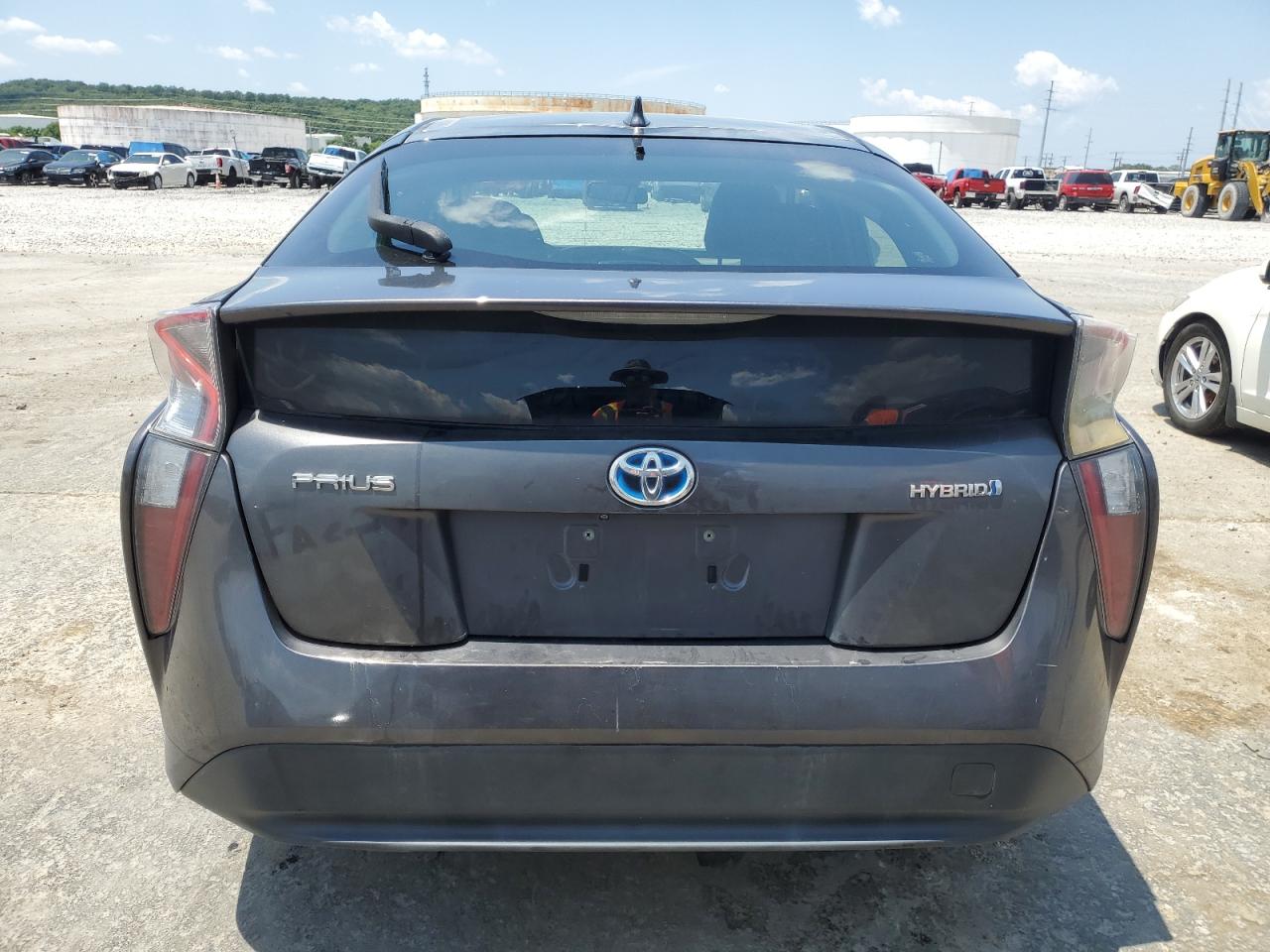 JTDKBRFUXH3538166 2017 Toyota Prius