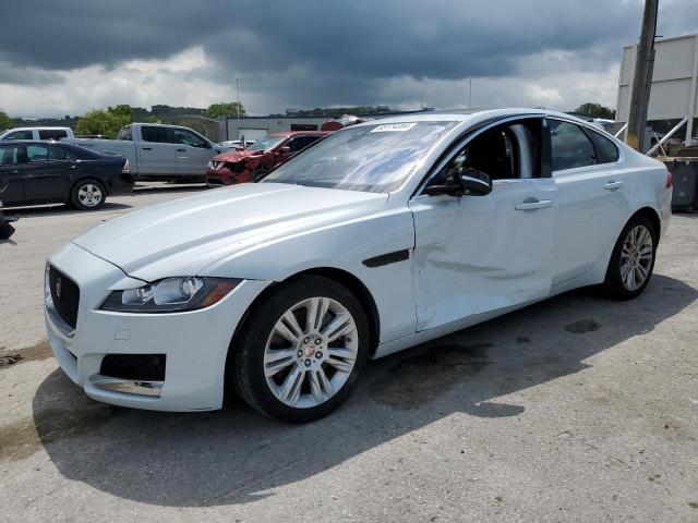 VIN SAJBD4BV0GCY08405 2016 Jaguar XF, Premium no.1