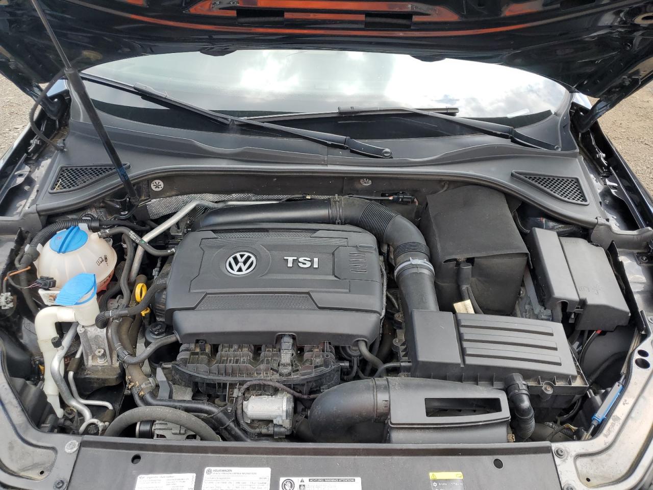 1VWGT7A37HC074918 2017 Volkswagen Passat Se