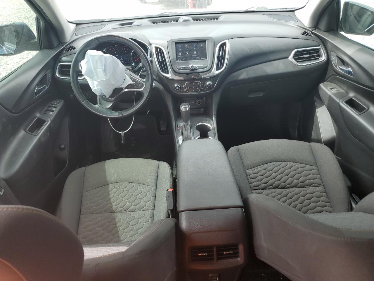 3GNAXKEV8LL267353 2020 Chevrolet Equinox Lt