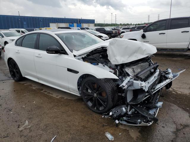 VIN SAJBL4GX8RCY95695 2024 Jaguar XF, R-Dynamic Se no.4