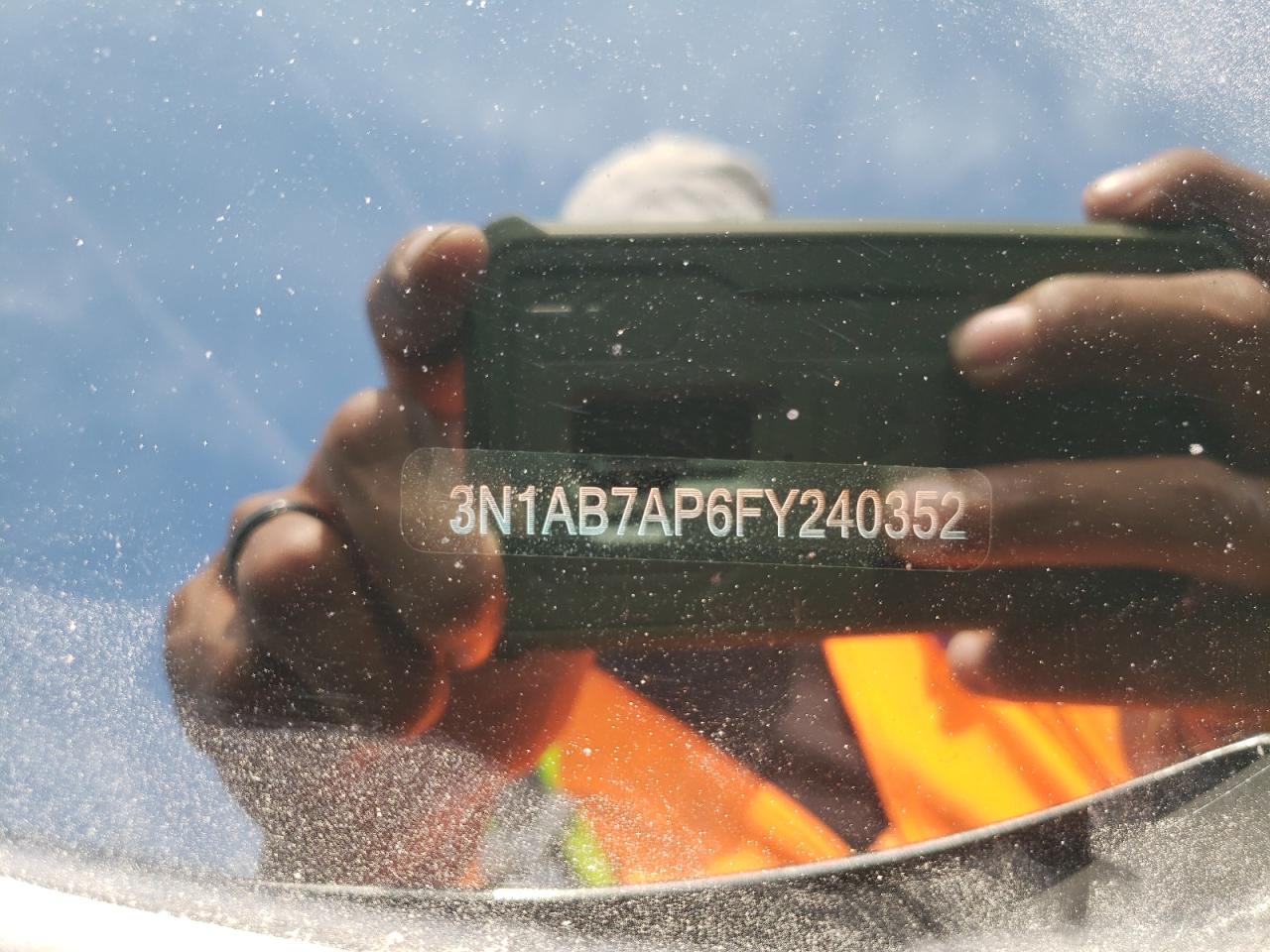 3N1AB7AP6FY240352 2015 Nissan Sentra S