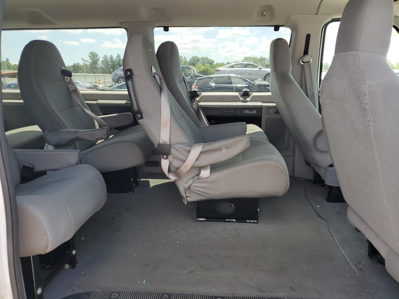 1FDNE1BWXBDA24862 2011 Ford Econoline E150 Wagon