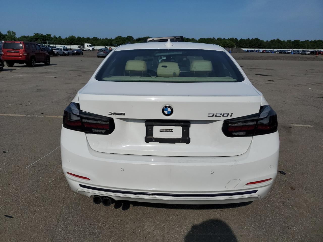 WBA8E3G54GNT79442 2016 BMW 328 Xi Sulev