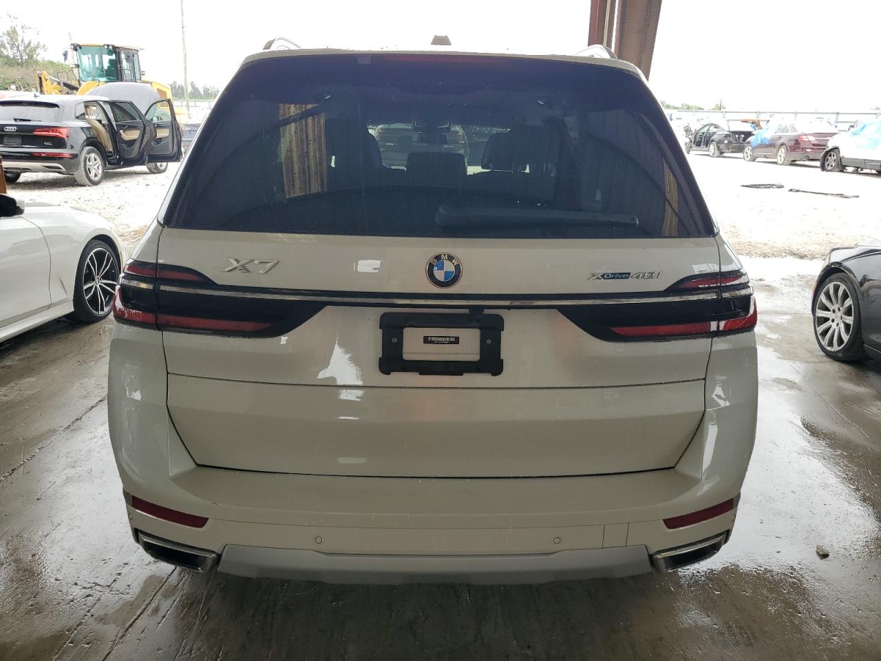 5UX23EM04P9P28819 2023 BMW X7 xDrive40I