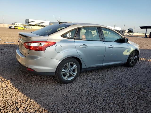 VIN 1FADP3F2XEL461872 2014 Ford Focus, SE no.3