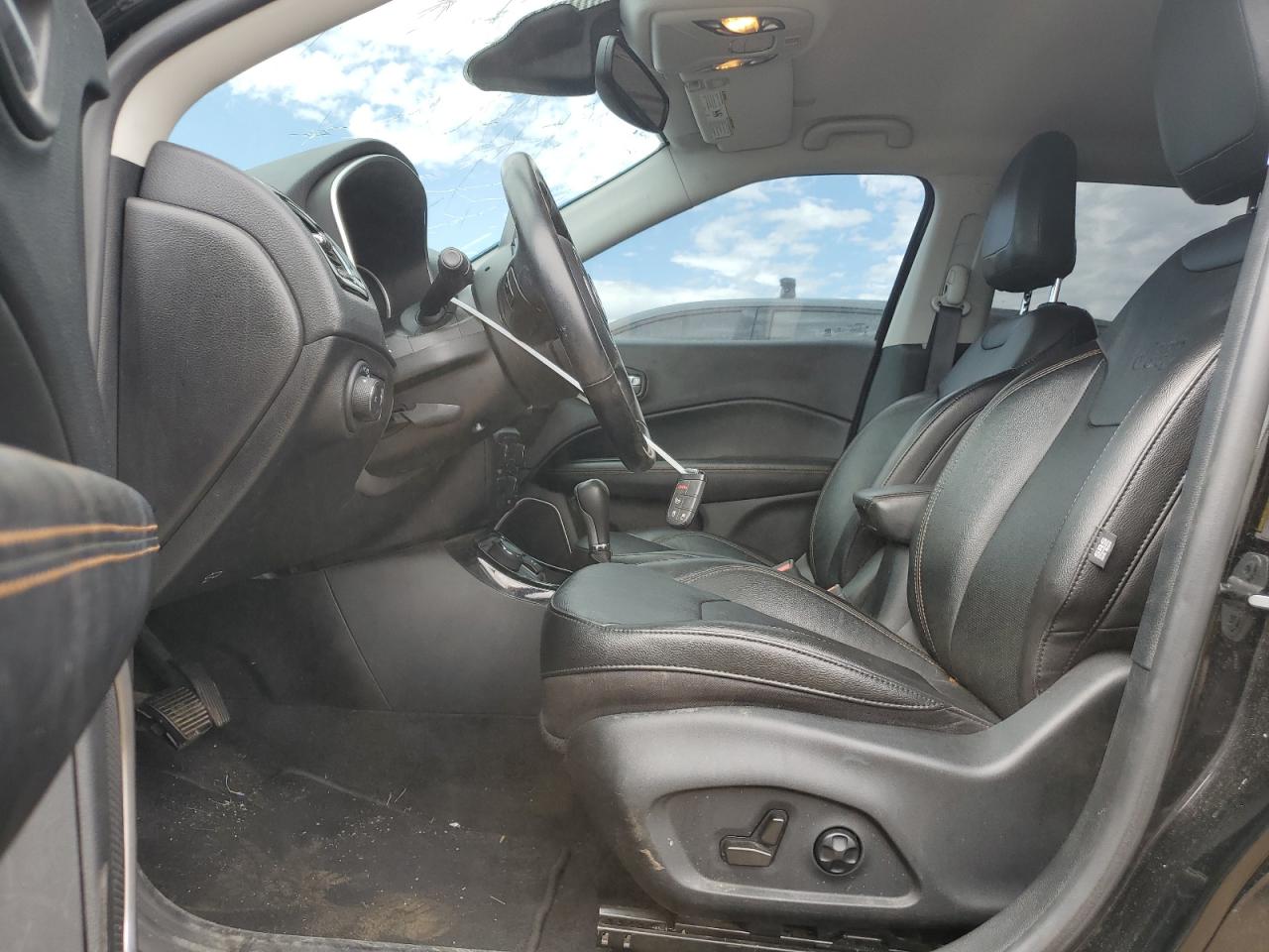 3C4NJDCB8MT596118 2021 Jeep Compass Limited