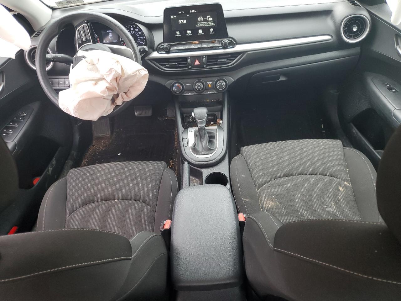 3KPF24AD5ME264910 2021 Kia Forte Fe