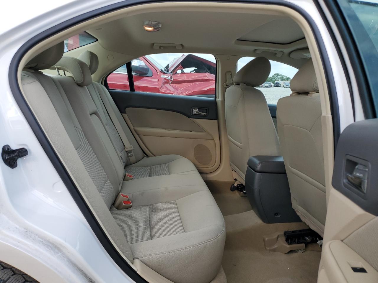 3FAHP0HA3BR187951 2011 Ford Fusion Se