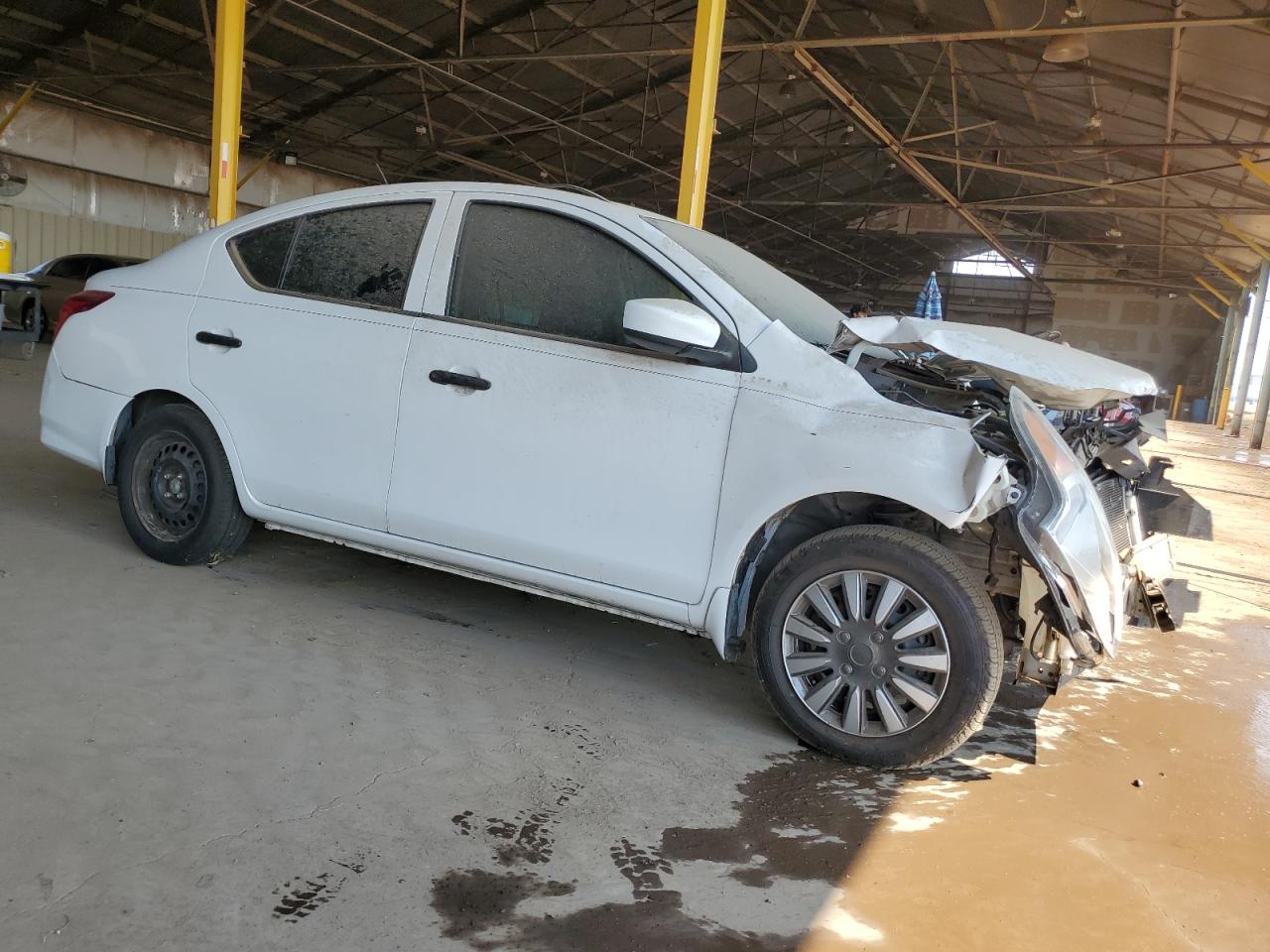 2017 Nissan Versa S vin: 3N1CN7AP5HL823320