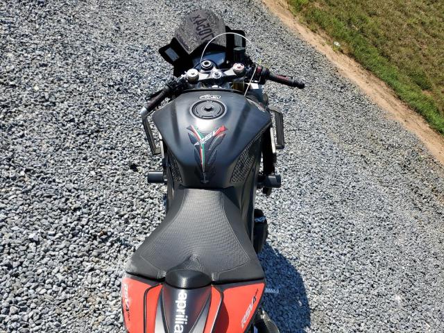 2018 APRILIA RSV4 ZD4KEU003JS001218