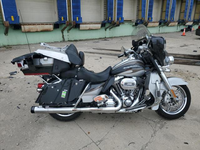 2013 HARLEY-DAVIDSON FLHTCUSE C - 1HD1PR817DB958580