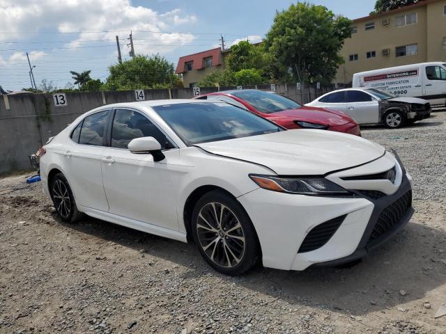 VIN JTNB11HK1J3016740 2018 Toyota Camry, L no.4