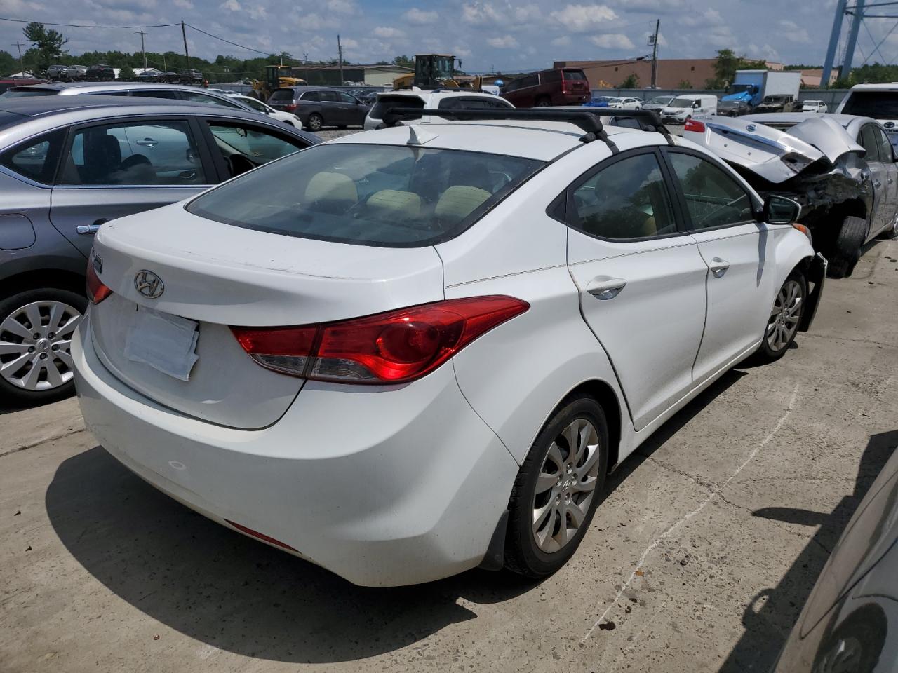 Lot #2838511881 2013 HYUNDAI ELANTRA GL