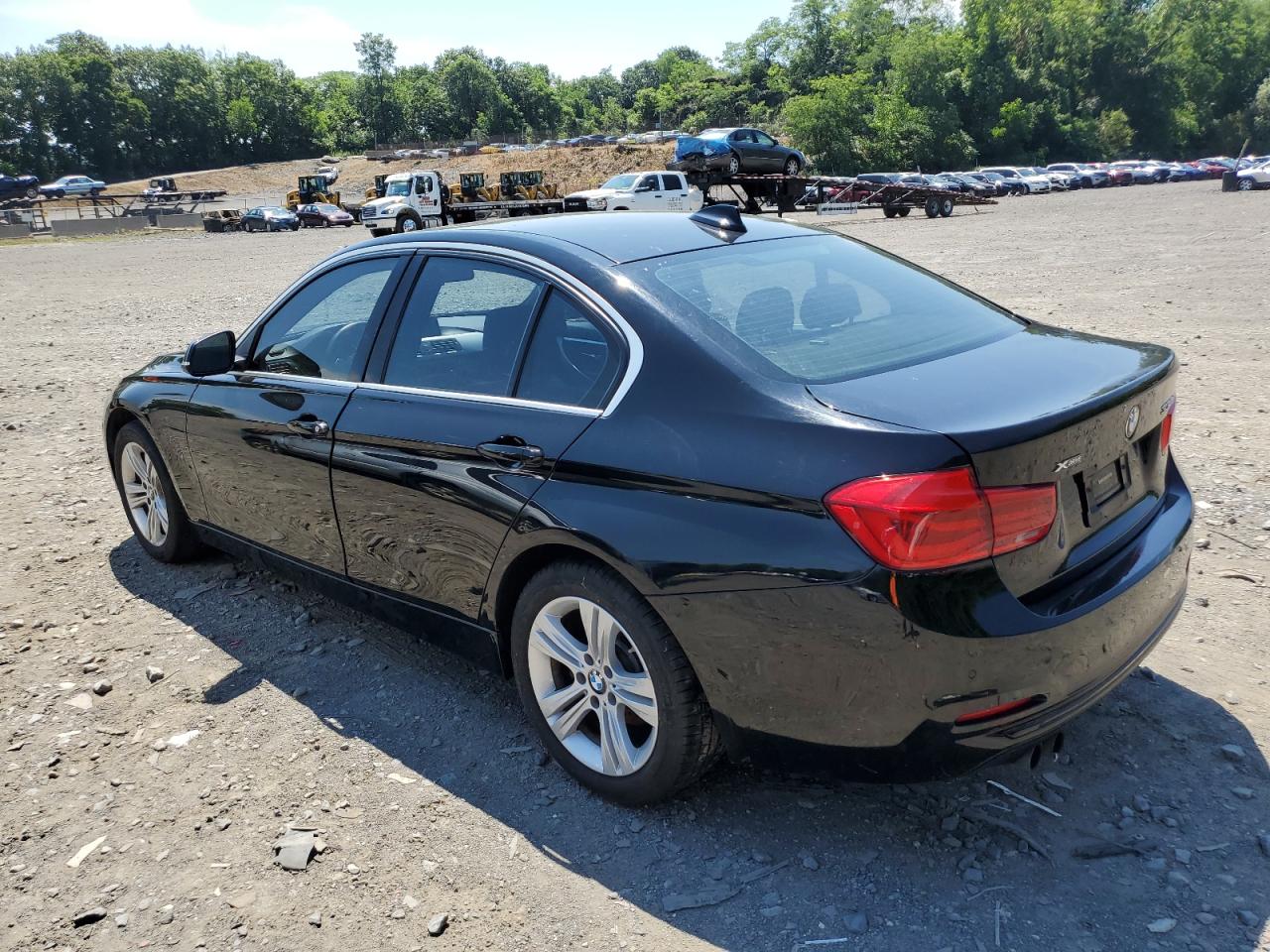 2017 BMW 330 Xi vin: WBA8D9G36HNU63025