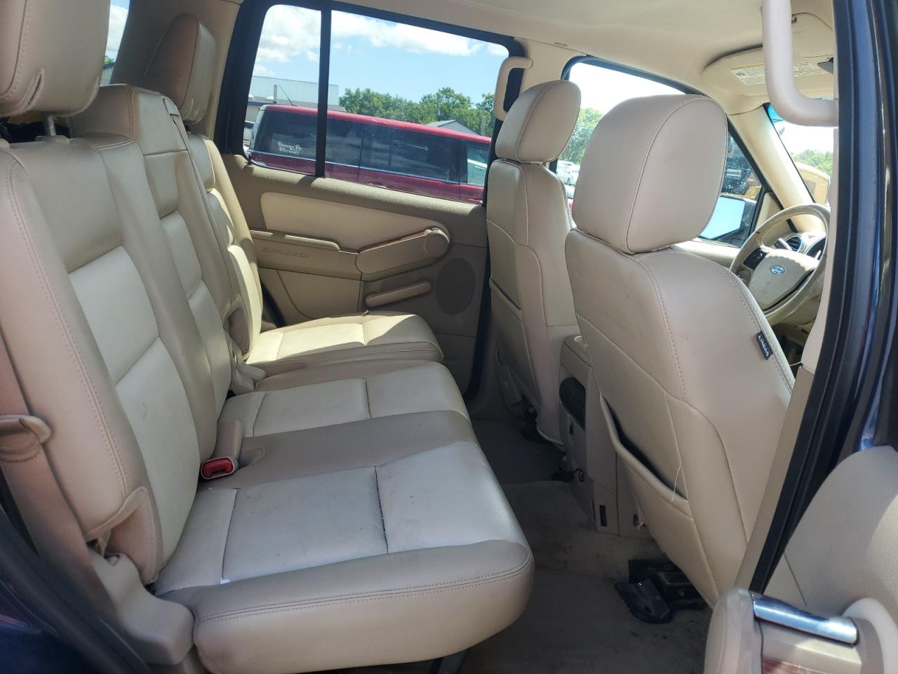 1FMEU74E57UA48407 2007 Ford Explorer Eddie Bauer