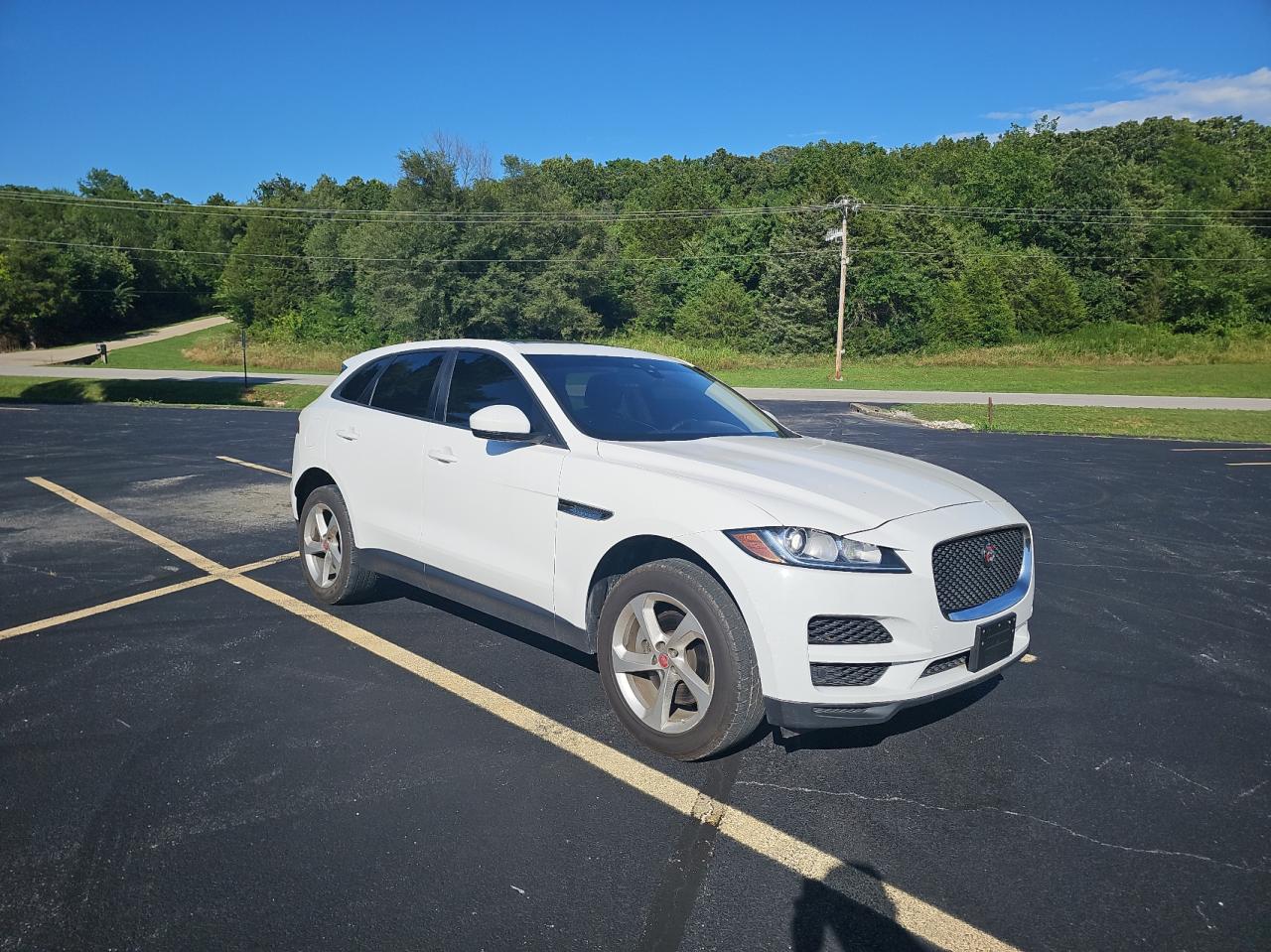 2018 Jaguar F-Pace Premium vin: SADCJ2GX0JA235684