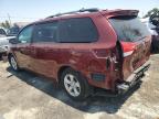 TOYOTA SIENNA LE photo