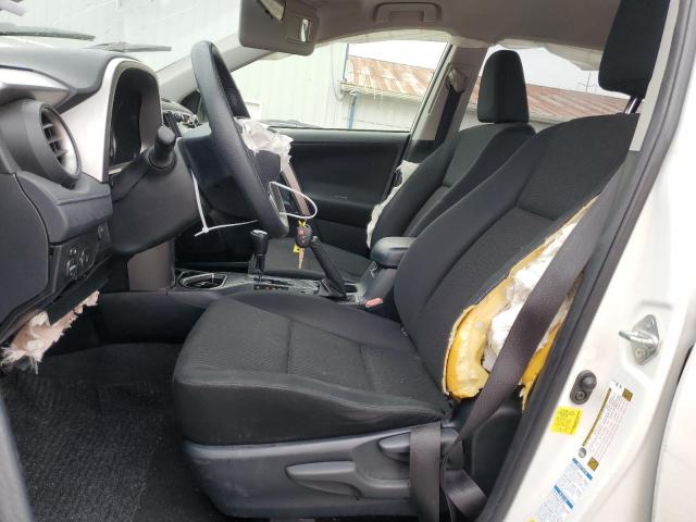 2018 TOYOTA RAV4 LE - JTMBFREV1JJ718524