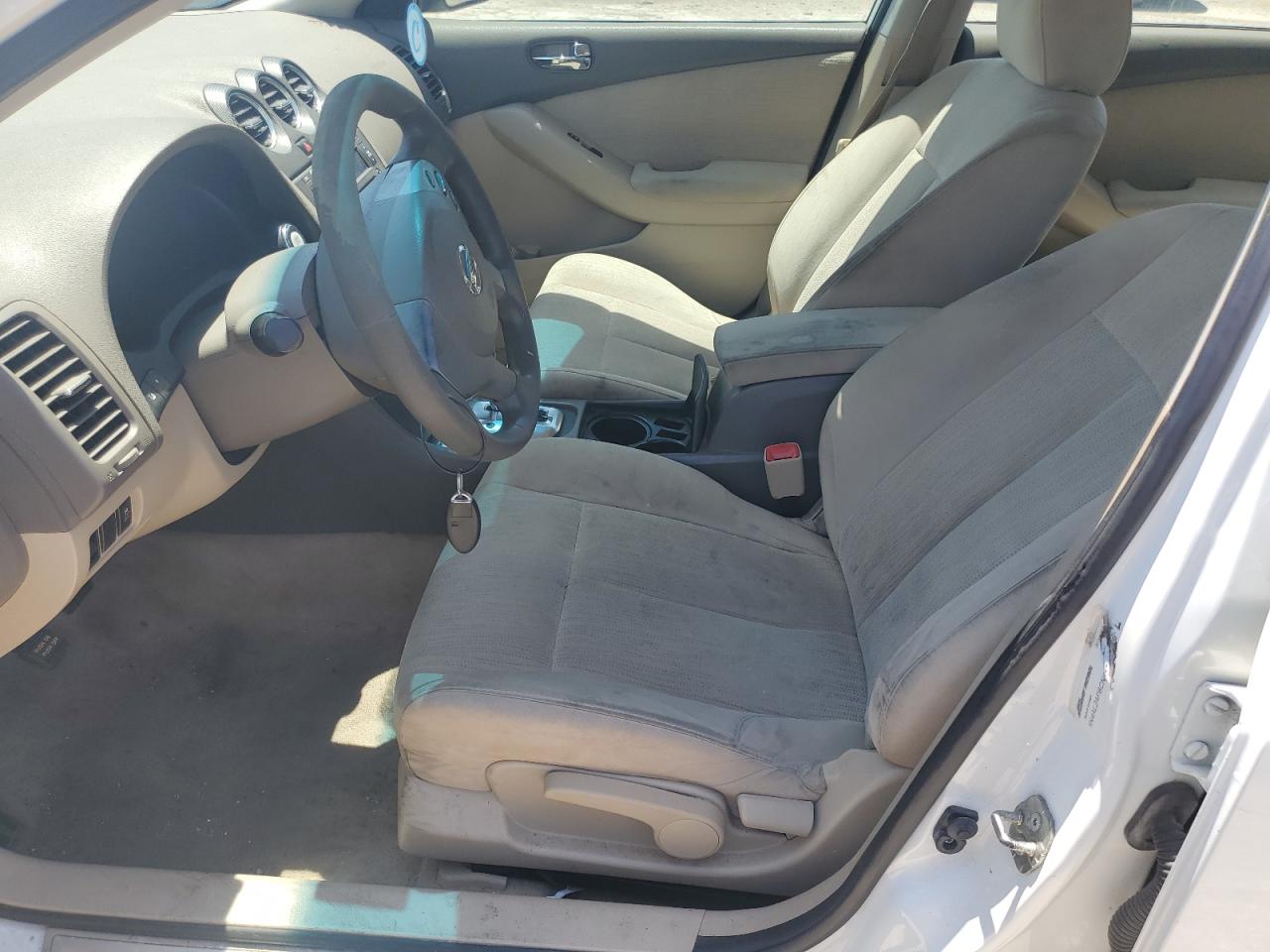 2012 Nissan Altima Base vin: 1N4AL2AP8CN568304