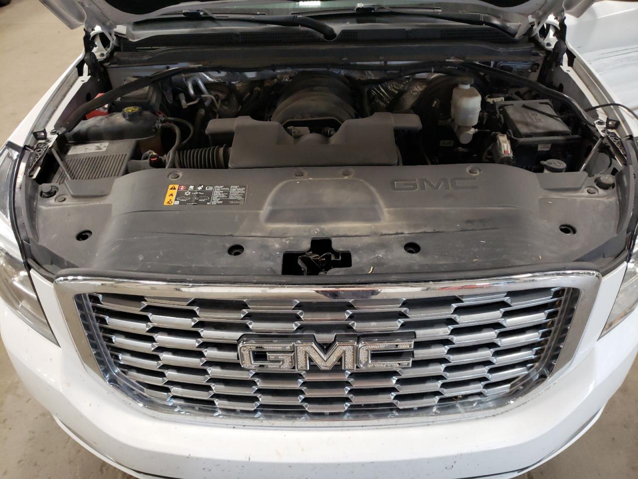 1GKS2CKJ3JR132343 2018 GMC Yukon Denali