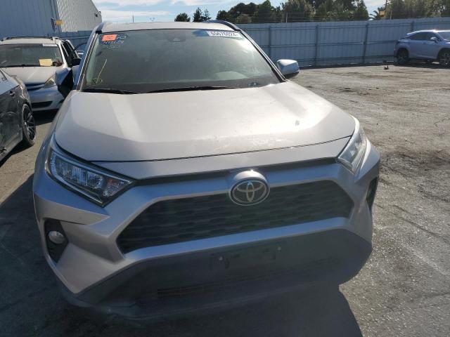 VIN 2T3W1RFV1KC013631 2019 Toyota RAV4, Xle no.5