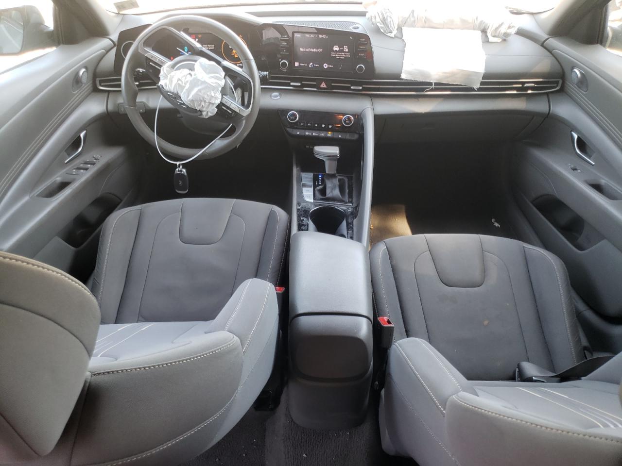 KMHLN4AG2NU357449 2022 Hyundai Elantra Sel