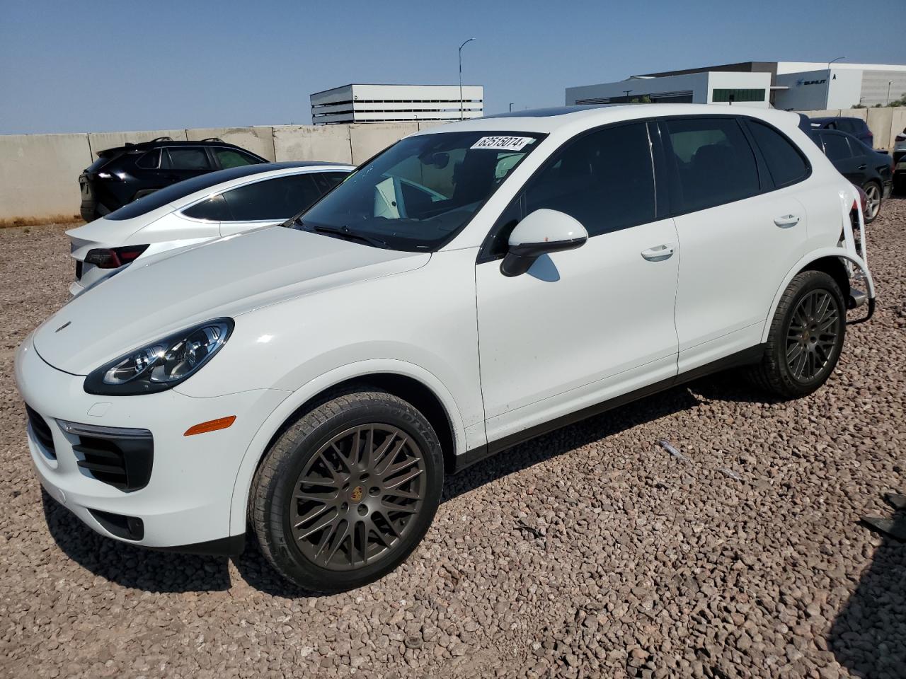 2017 Porsche Cayenne vin: WP1AA2A21HKA84129