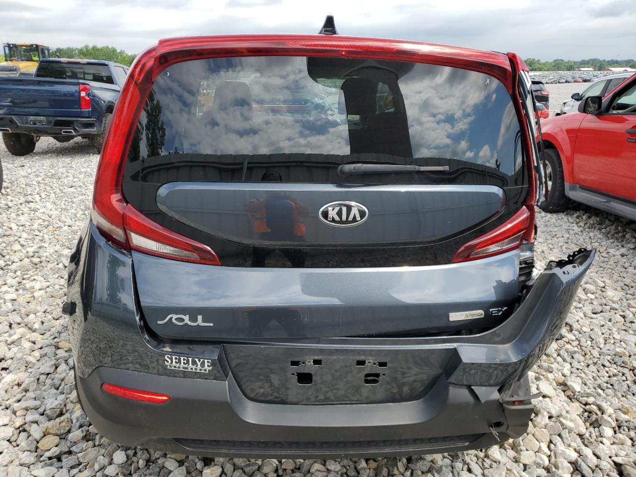 KNDJ33AU4L7084737 2020 Kia Soul Ex