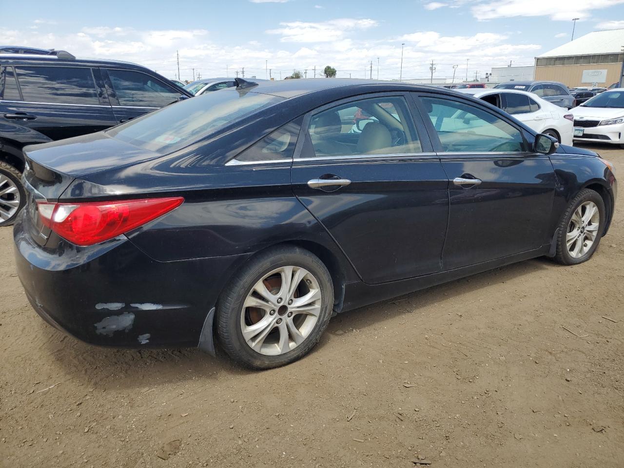 5NPEC4AC0BH134686 2011 Hyundai Sonata Se