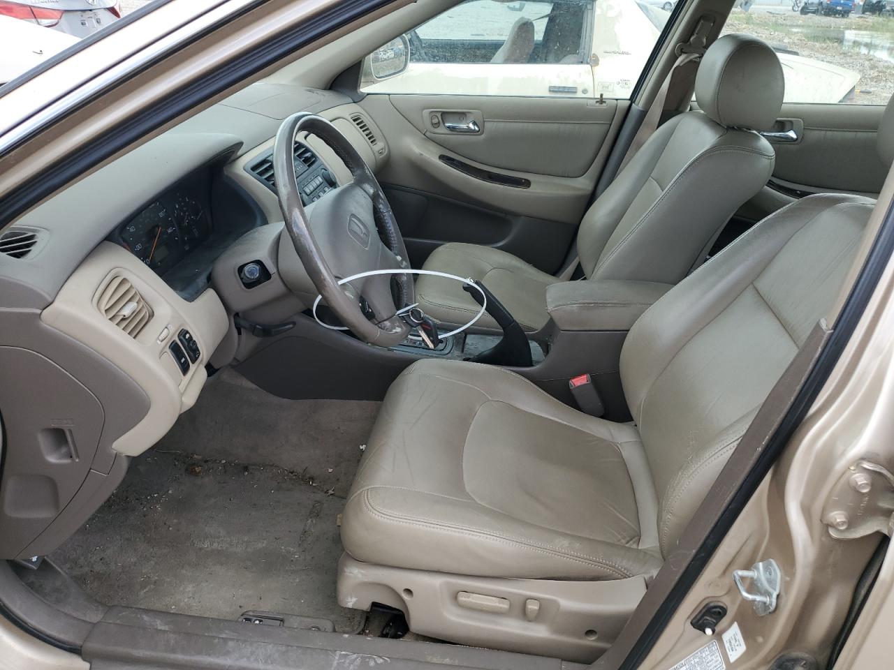 1HGCG56601A000031 2001 Honda Accord Ex