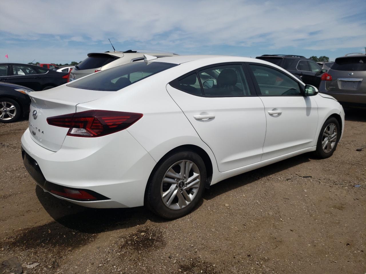 2020 Hyundai Elantra Sel vin: 5NPD84LF1LH593148